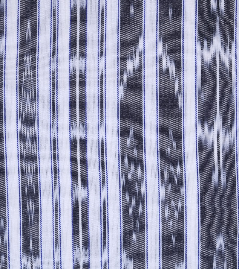 Ikat, Weiss auf schwarzem Grund /Bl y Ne