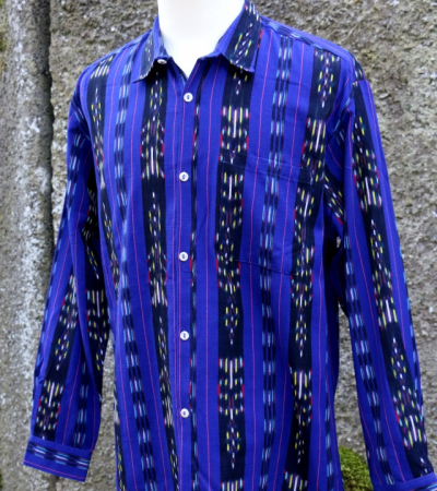 Blau Ikat