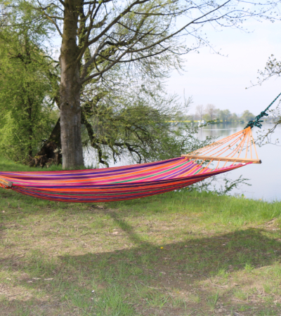 Hängematte mit Spreizholz bunt breit gestreift