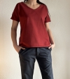 T-Shirt mit V-Ausschnitt