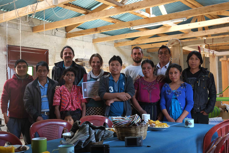 el grupo del taller de tejeduria 2017